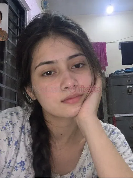Ragini, escort in Tollygunge, Kolkata - photo 1 of 4