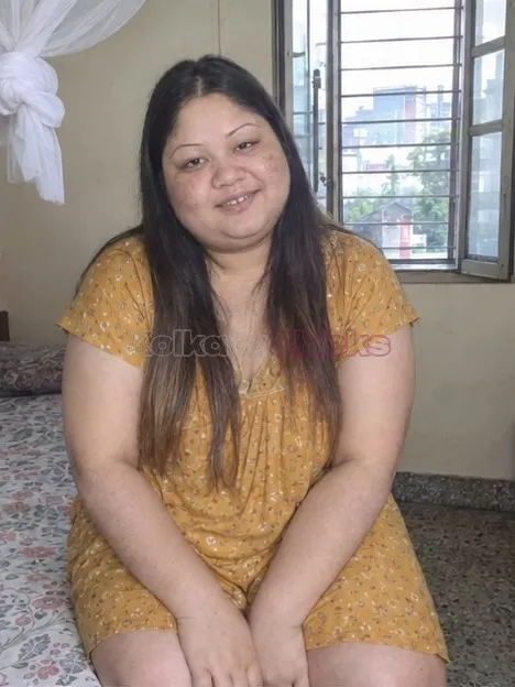 Picture 02 of damini