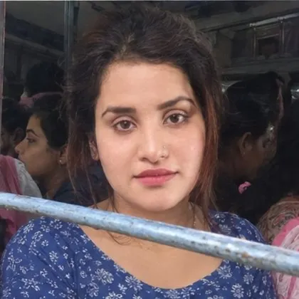 Face of July, 24 year old Kolkata escort