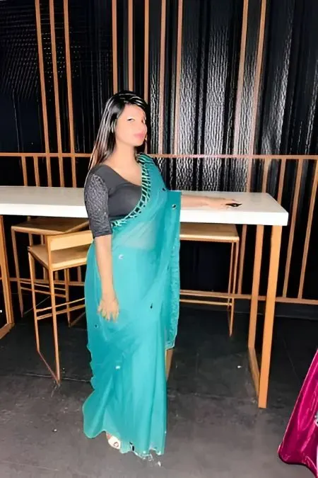 Picture 02 of sarika