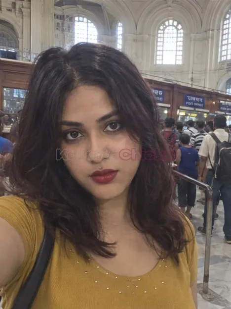 Salini, escort in Sonagachi, Kolkata - photo 1 of 4