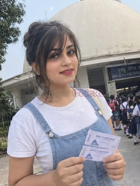 Nikita, escort in Salt Lake, Kolkata - photo 1 of 3