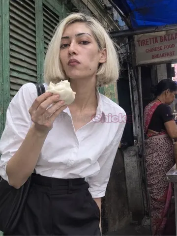 Liza, call girl in Kolkata