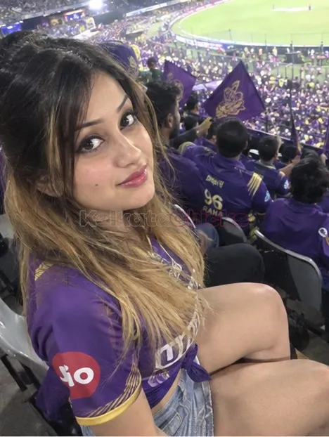 Puja, escort in Tollygunge, Kolkata - photo 1 of 4